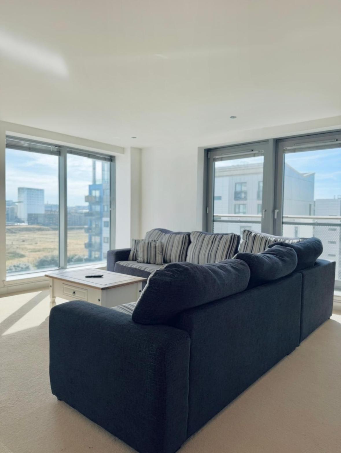 Modern Two Bedroom Apartments EDI Exterior photo