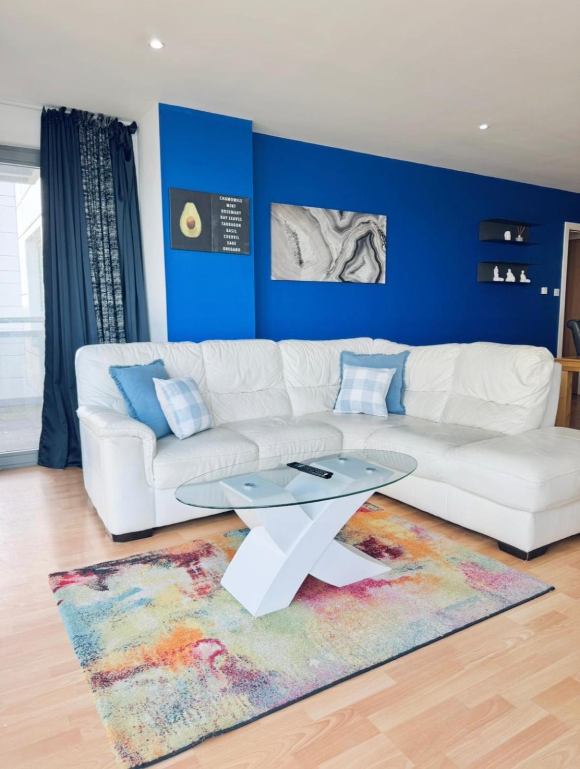 Modern Two Bedroom Apartments EDI Exterior photo
