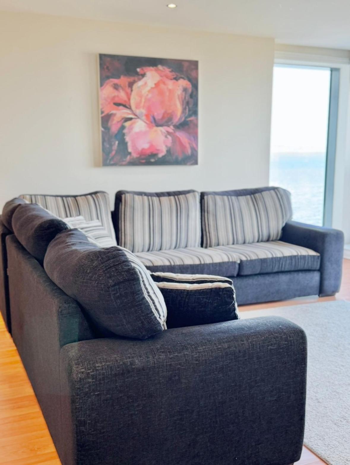 Modern Two Bedroom Apartments EDI Exterior photo